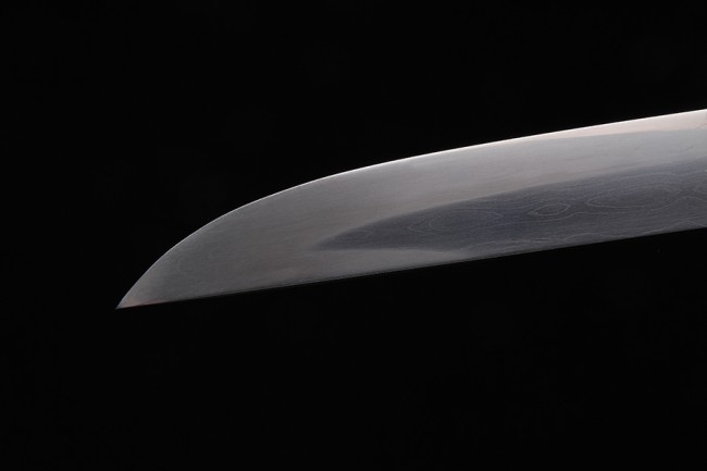 Танто ручной работы с малой цубой